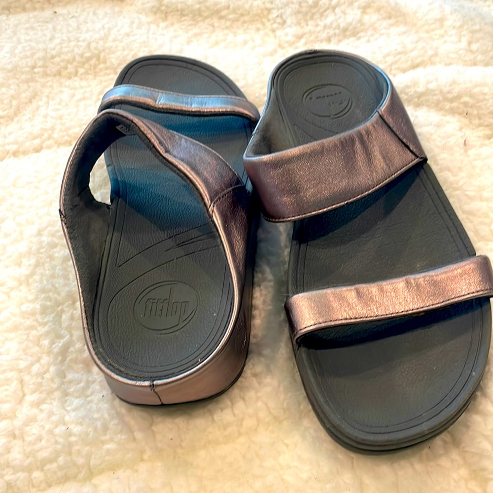 Fitflop brand sandals only worn once